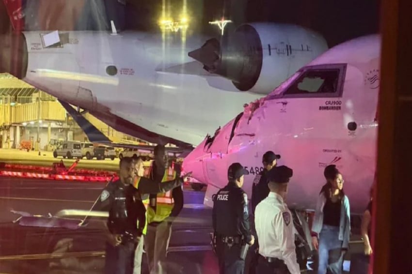 2 Pesawat Pesawat Delta Penuh Penumpang Tabrakan di Bandara LaGuardia New York