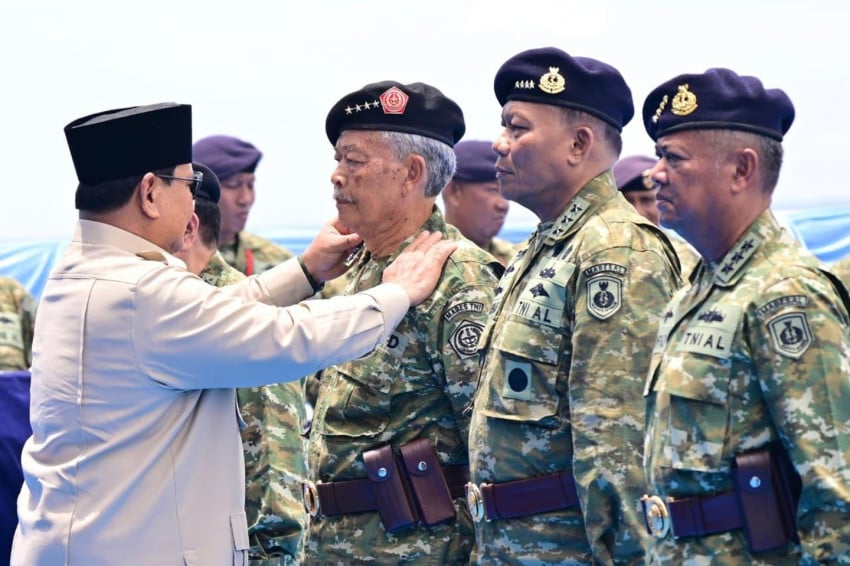 Profil Bibit Waluyo, Penerima Pangkat Jenderal Kehormatan yang Tangannya Pernah Dicium Jokowi